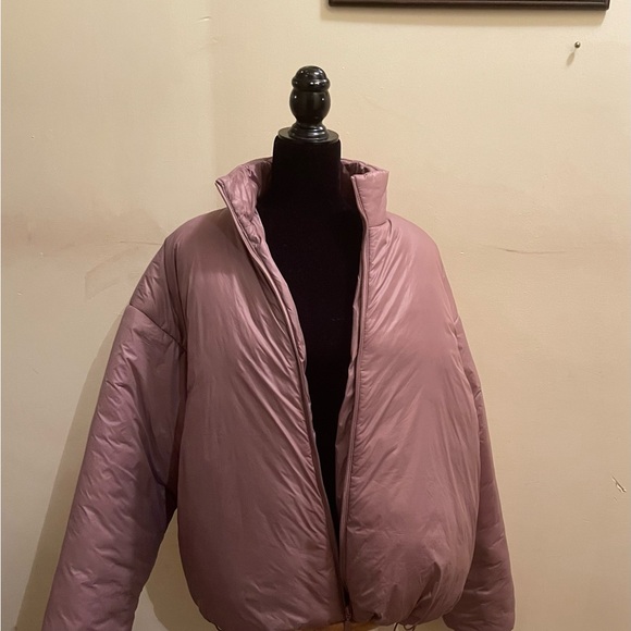 Urban Outfitters - Standard Cloth Men's Puffer Jacket - Picture 7 of 9